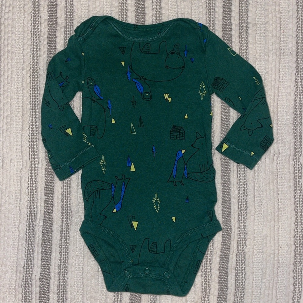 Carters onsie bundle - Picture 5 of 6